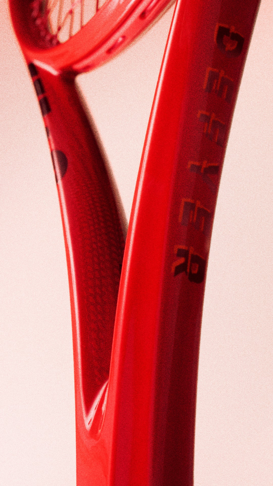 Wilson Defyer red tennis racket