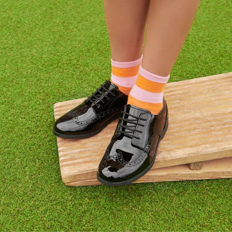 Start-Rite Brogue Pri 2745 lace-up school shoes, black patent, side view