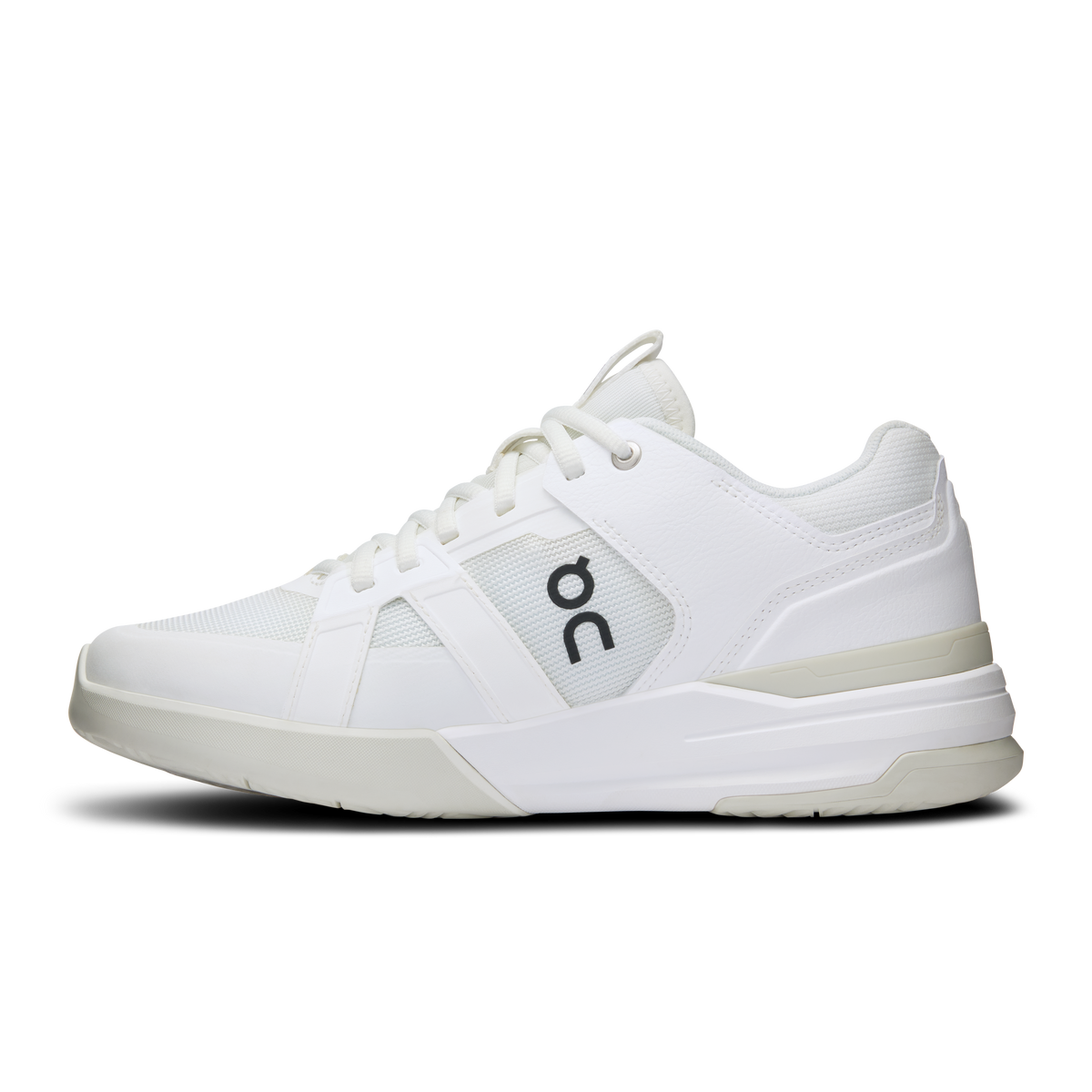 On THE ROGER Clubhouse Pro Tennis Shoes Men - White/Ice