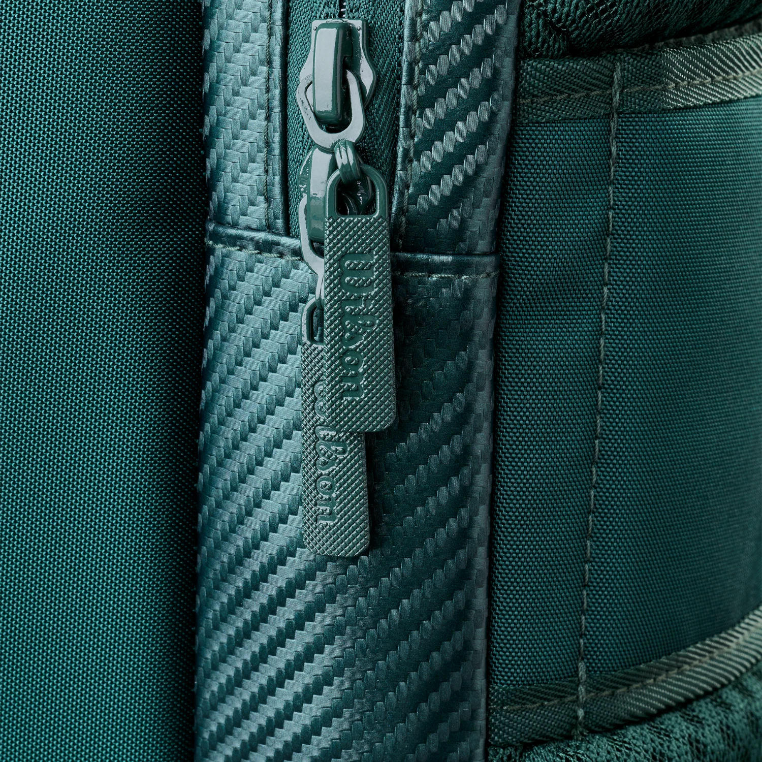 Wilson Blade V10 Backpack 2026 - Green Luggage Wilson