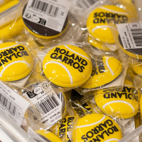 Wilson Roland Garros Tennis Ball Magnet - Yellow Accessories Wilson