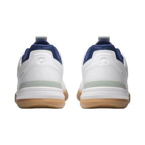 On Running The Roger Clubhouse Pro Tennis Shoe Men - White/Iceberg Tennis Shoes On Running
