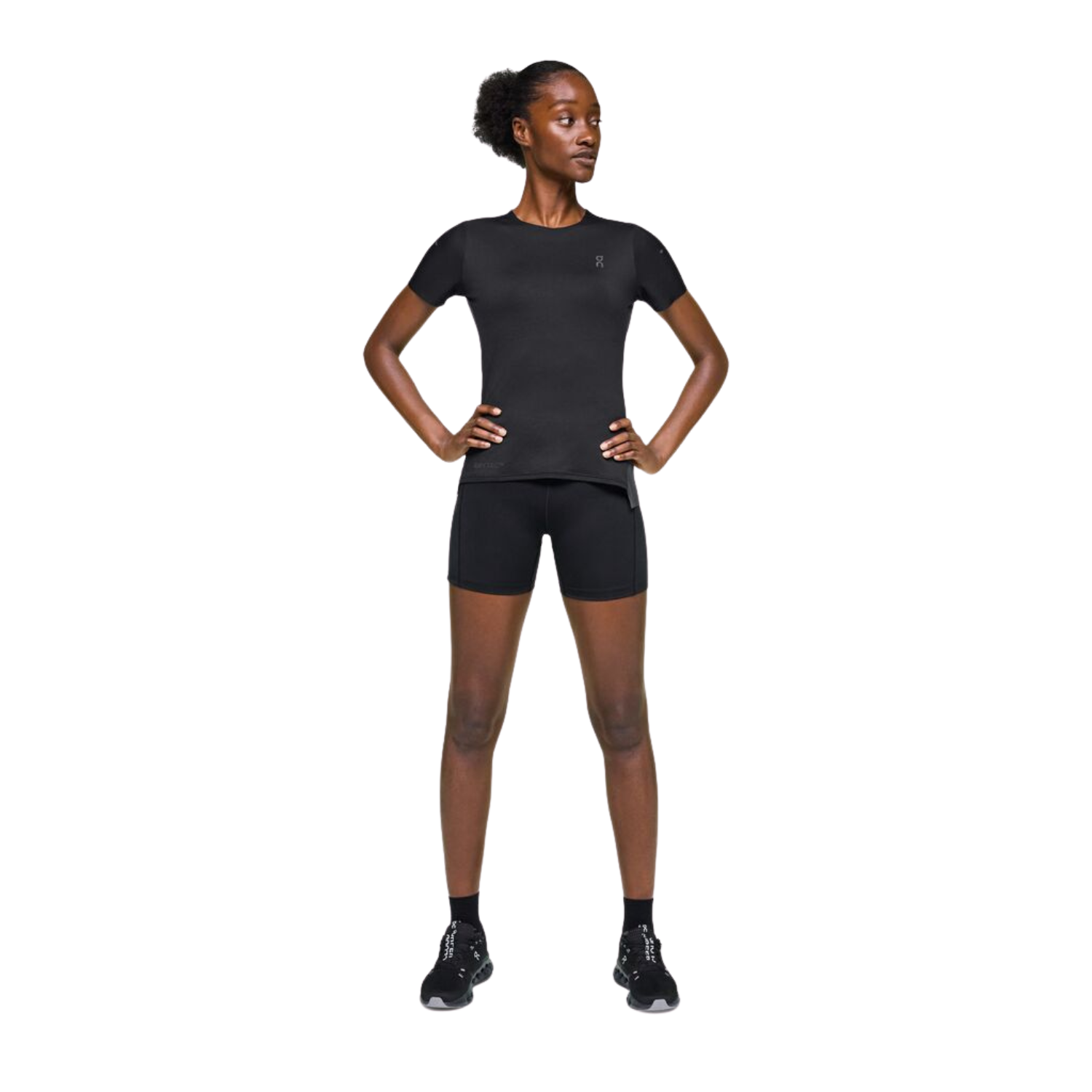 On Performance-T 3 Women Clothing On Running