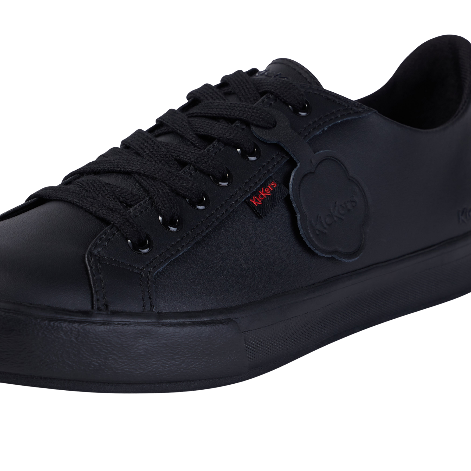 Kickers Tovni Lacer adult leather shoes, black, close-up detail