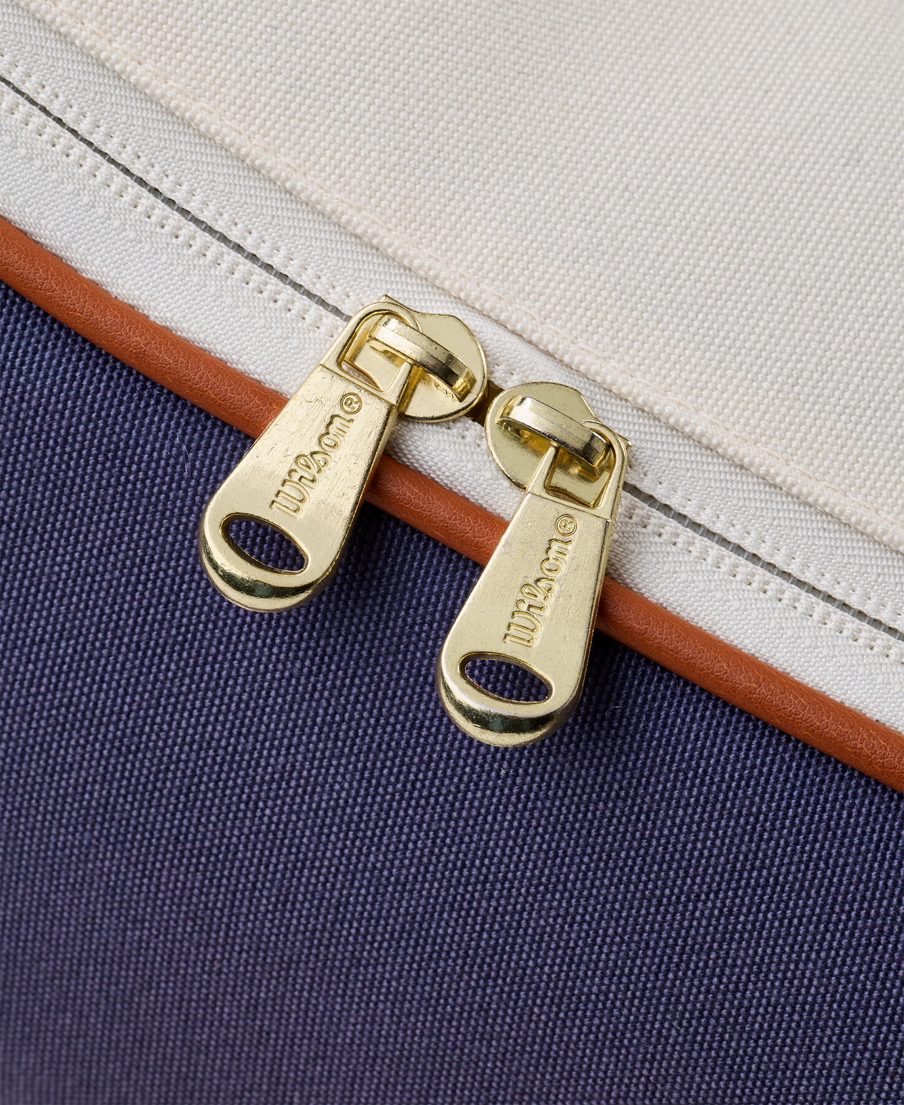 Wilson Heritage V2 12 Racket Bag - Cream/Navy Luggage Wilson