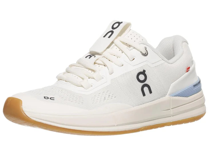 On The Roger Pro Womens (Ivory/Chambray)