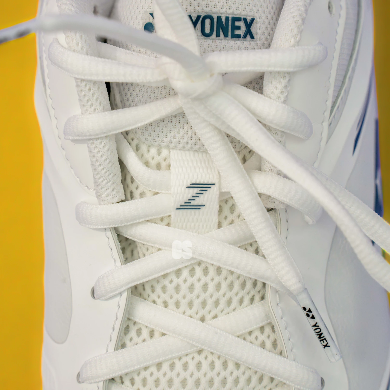 Yonex Power Cushion 65Z4 - SHB65ZL Badminton Shoes Women - White Badminton Shoes Yonex