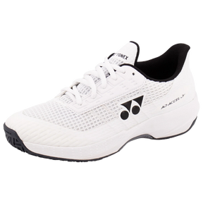 Yonex tennis shoes for juniors 2025